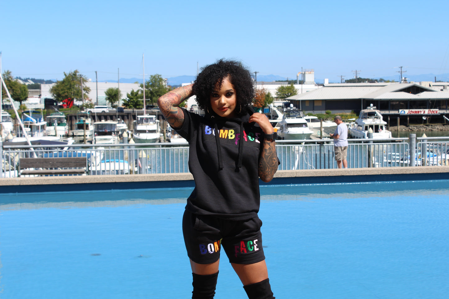 Nameplate Short sleeve hoodie