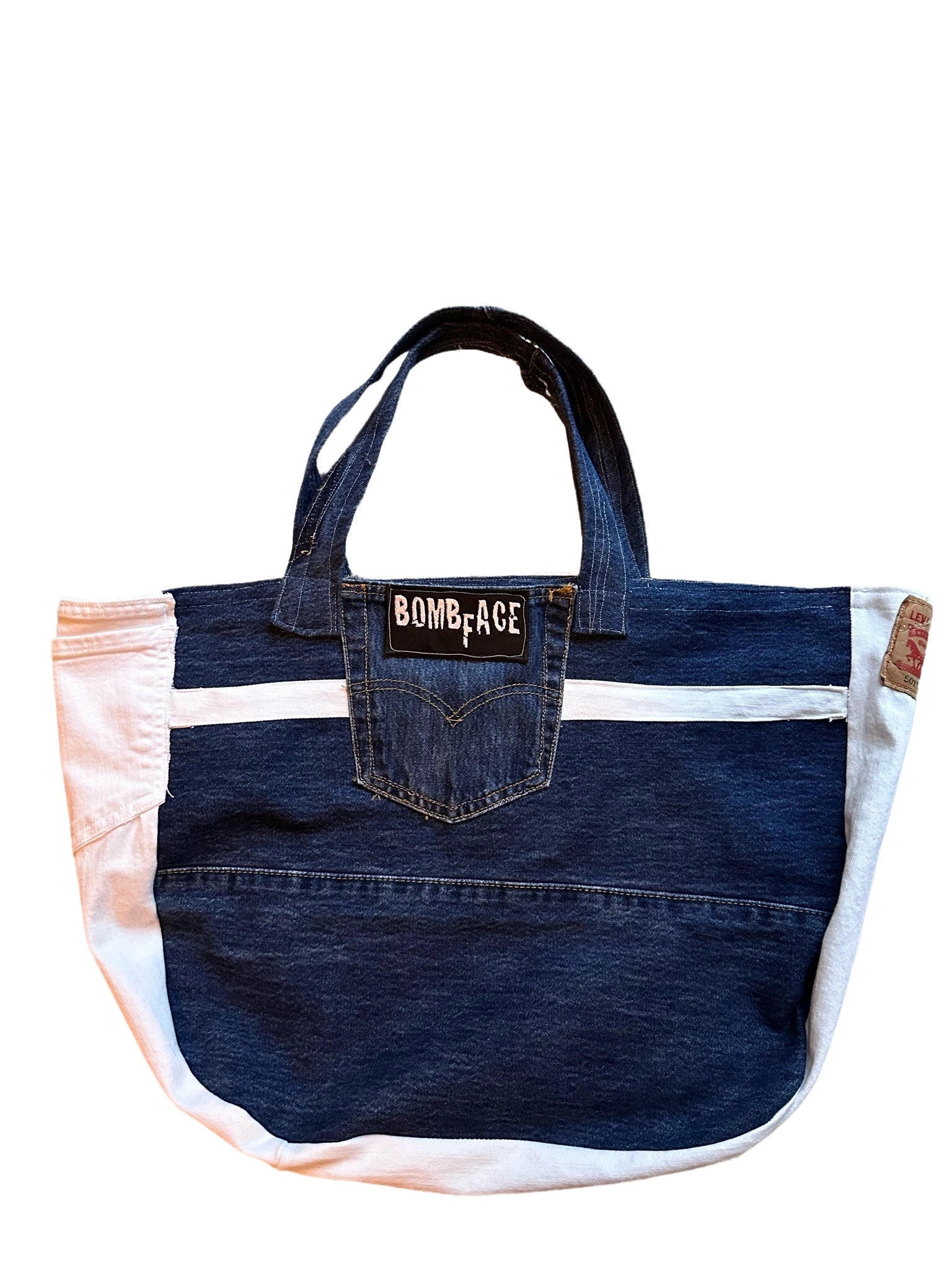up-cycled tote bag, tote bag made from jean pants, tote bag recycled. tote bag style. tote bag special. tote bag original.  Levi tote bag. 